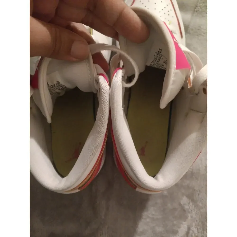 Nike Air Jordan 1 Mid GS Edge Glow White Pink Blast CV4611-100 Girls Size 6Y